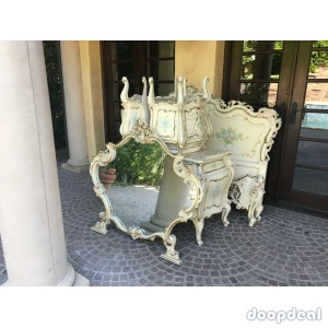 Luxury Italian Bed room set Louis style Italy