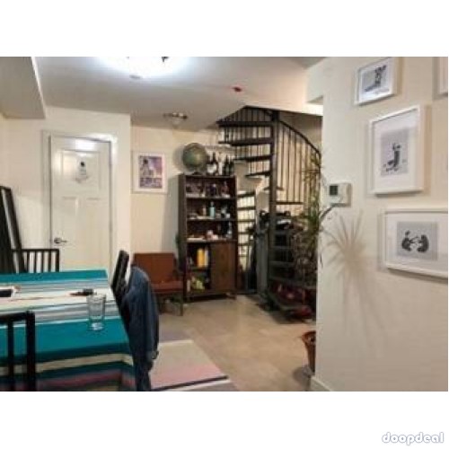 Huge bedroom for rent in Prime Location in Cambridge